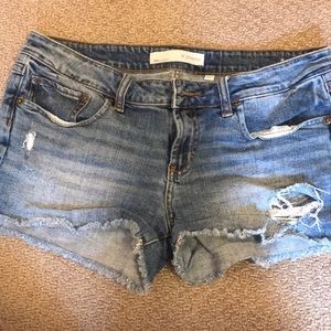 r.jeans Shorts with Holes